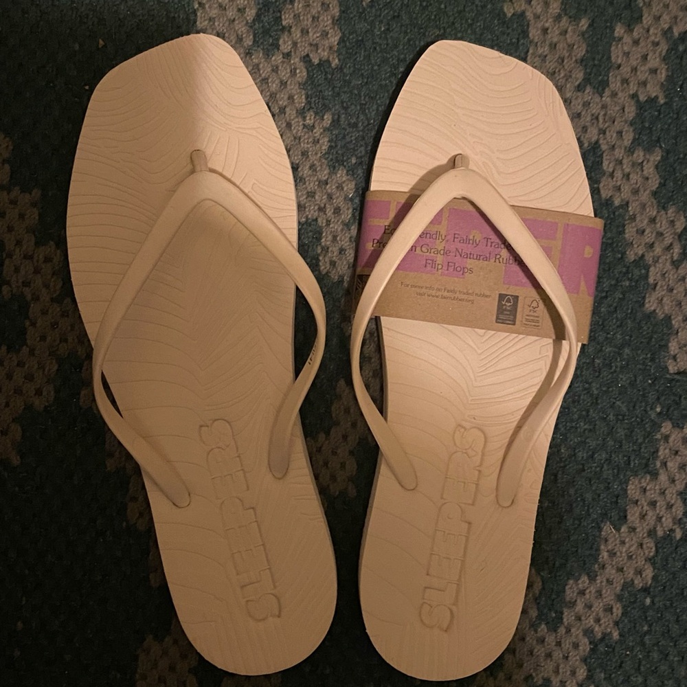 Sleeper natural rubber flip flops